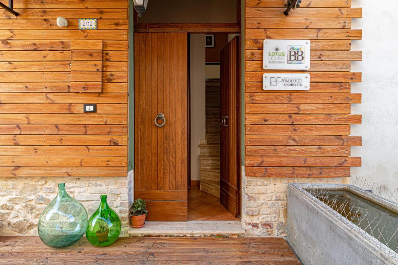 Bed and Breakfast Lotus House Ланчиано Экстерьер фото